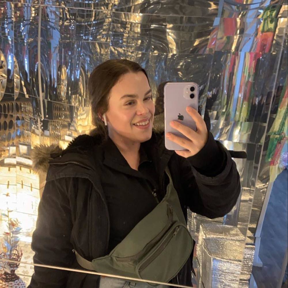 Meet your Posher, Rebecca